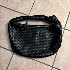 Elegant Black Woven Men's Bag